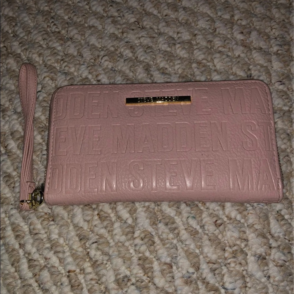 Steve Madden wallet